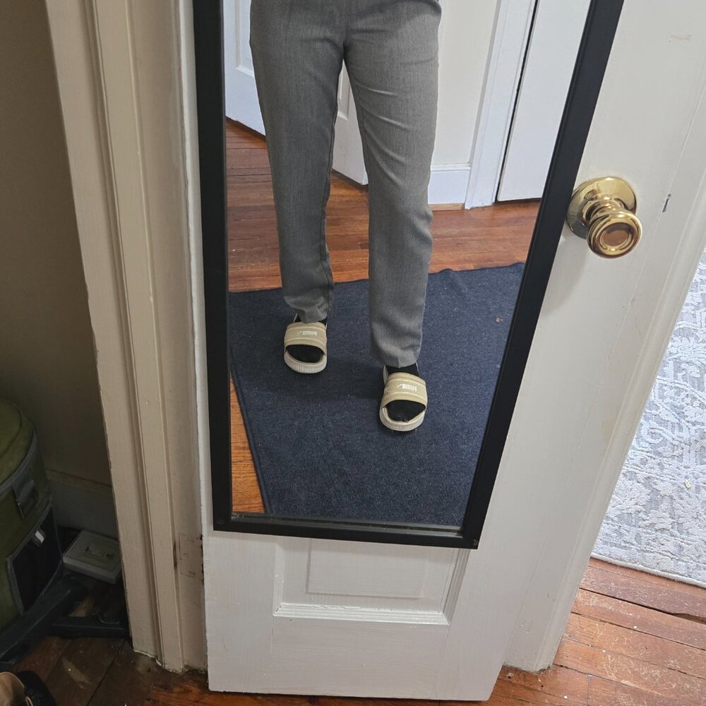 pants - Picture 3 of 10